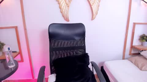 Snapshot of alicesweet10 chatting on 09.10.25 Alice online show from 09.10.25