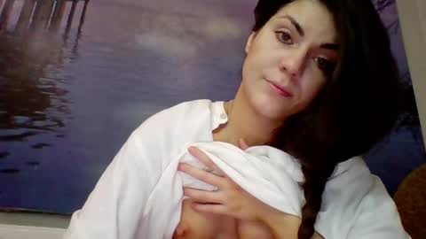 Snapshot of alicetailorrr chatting on 05.23.26 AliceTailorrr online show from 05.23.26