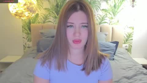 Snapshot of alicetuker chatting on 02.09.26 Alice online show from 02.09.26