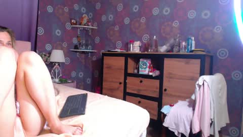 alicewetsquirt online show from 05.08.26