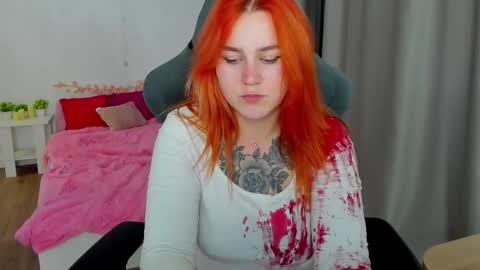 Snapshot of alicewinchesterr chatting on 10.15.25 Alice online show from 10.15.25