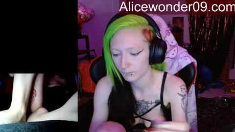 Snapshot of alicewonder52 chatting on 02.20.26 Alice online show from 02.20.26