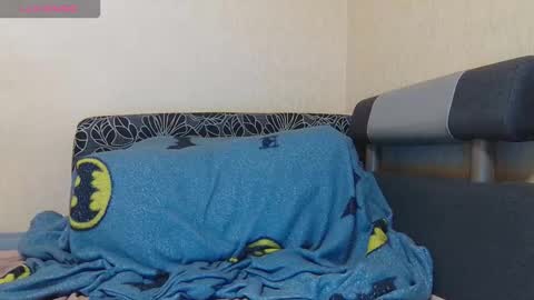 Snapshot of alicewoolfy chatting on 12.19.25 AliceWoolfy online show from 12.19.25