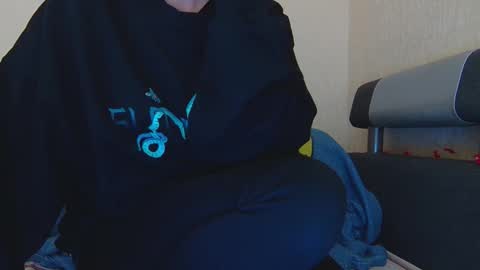 Snapshot of alicewoolfy chatting on 01.11.26 AliceWoolfy online show from 01.11.26