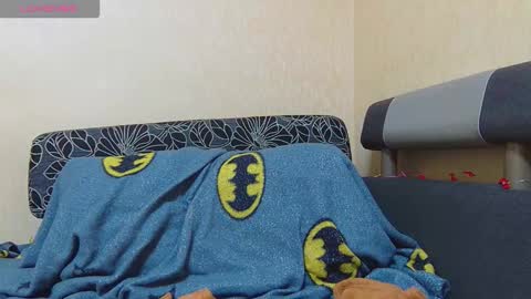 Snapshot of alicewoolfy chatting on 01.12.26 AliceWoolfy online show from 01.12.26