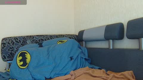 Snapshot of alicewoolfy chatting on 04.09.26 AliceWoolfy online show from 04.09.26