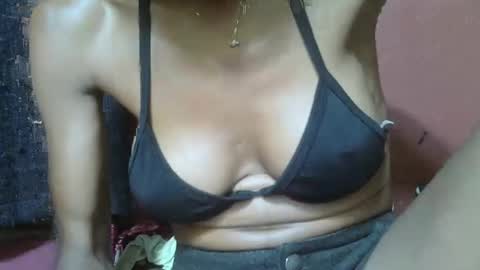 alicia253177 online show from 02.16.25