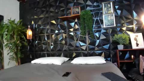 Alicia online show from 03.17.26