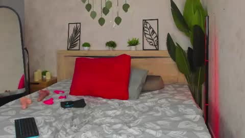 Snapshot of alicia_hars chatting on 06.22.26 Alicia 2 GMT 3am-9am TueThuFriSun 9am-15pm Sat online show from 06.22.26
