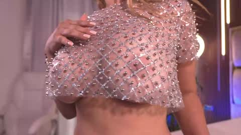 Alicia Lang online show from 11.16.25