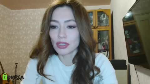 Alicia online show from 12.24.24