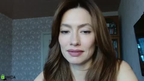 Alicia online show from 10.28.25