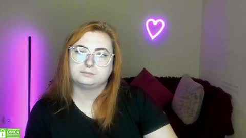 Snapshot of alicia_side_red chatting on 09.13.25 Alicia online show from 09.13.25