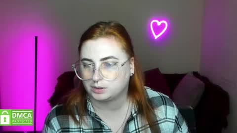 Snapshot of alicia_side_red chatting on 10.30.25 Alicia online show from 10.30.25