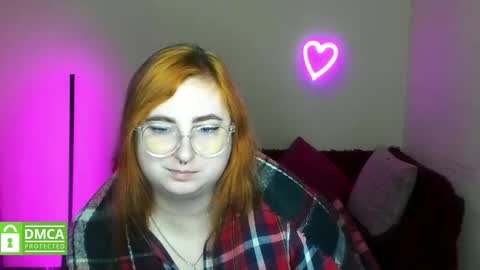 Snapshot of alicia_side_red chatting on 10.31.25 Alicia online show from 10.31.25