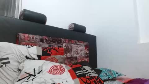 Snapshot of alicia_va chatting on 03.25.26 Alice online show from 03.25.26