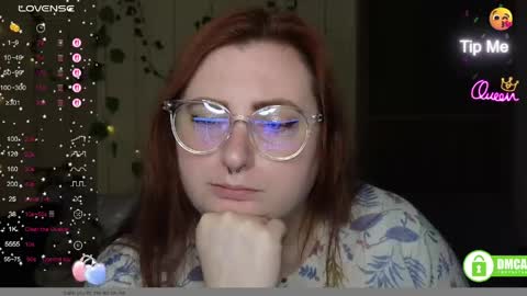Snapshot of aliciaaared_kis chatting on 05.06.26 Alicia online show from 05.06.26
