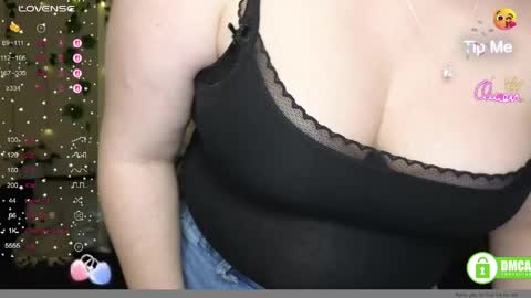 Snapshot of aliciaaared_kis chatting on 05.10.26 Alicia online show from 05.10.26