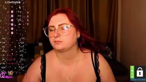 Snapshot of aliciaaared_kis chatting on 06.15.26 Alicia online show from 06.15.26