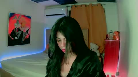 Snapshot of aliciabiden chatting on 12.31.24 aliciabiden online show from 12.31.24