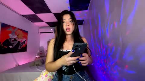 Snapshot of aliciabiden chatting on 03.08.25 aliciabiden online show from 03.08.25