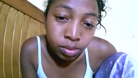 Snapshot of alicianah chatting on 11.12.25 alicianah online show from 11.12.25