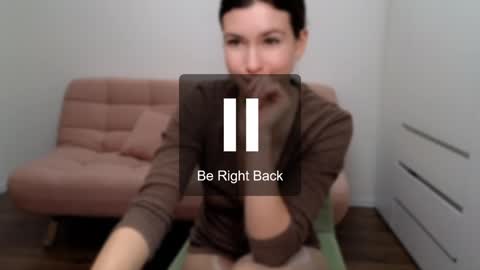 Snapshot of alicianoveli chatting on 12.18.24 alicianoveli online show from 12.18.24