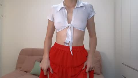 Snapshot of alicianoveli chatting on 12.24.24 alicianoveli online show from 12.24.24