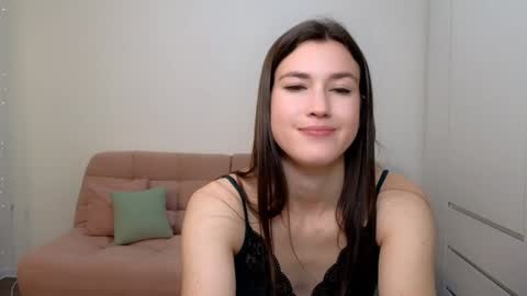 Snapshot of alicianoveli chatting on 12.27.24 alicianoveli online show from 12.27.24