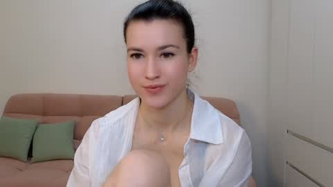 Snapshot of alicianoveli chatting on 01.14.25 alicianoveli online show from 01.14.25