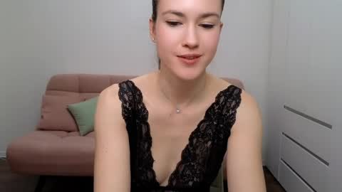 Snapshot of alicianoveli chatting on 01.20.25 alicianoveli online show from 01.20.25