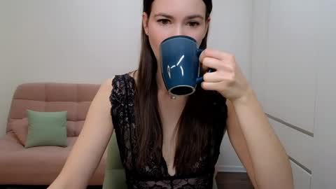 Snapshot of alicianoveli chatting on 02.01.25 alicianoveli online show from 02.01.25