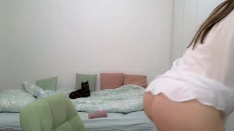 Snapshot of alicianoveli chatting on 02.07.25 alicianoveli online show from 02.07.25