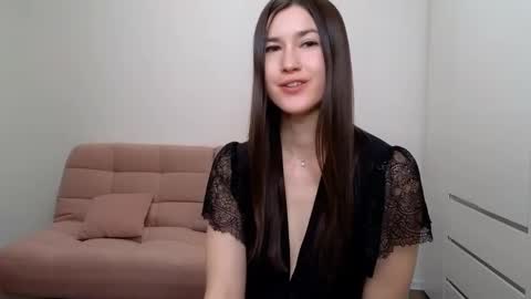 Snapshot of alicianoveli chatting on 02.09.25 alicianoveli online show from 02.09.25