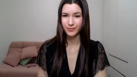 Snapshot of alicianoveli chatting on 02.14.25 alicianoveli online show from 02.14.25