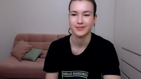 Snapshot of alicianoveli chatting on 02.26.25 alicianoveli online show from 02.26.25