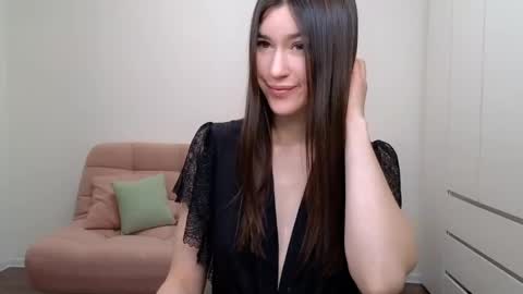 Snapshot of alicianoveli chatting on 03.09.25 alicianoveli online show from 03.09.25