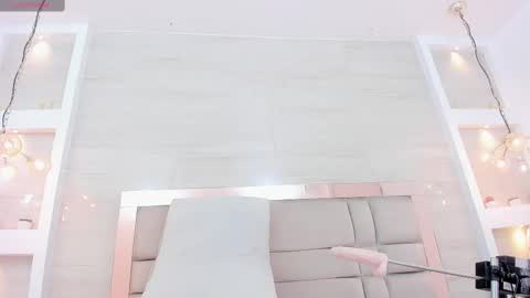 Snapshot of alicie_green chatting on 02.11.25 im tutti online show from 02.11.25