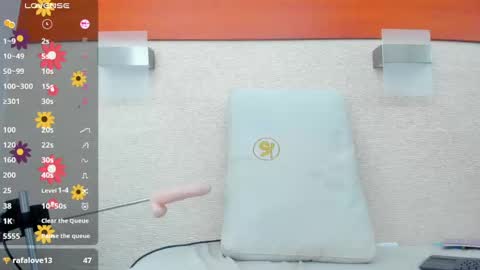 Snapshot of alicie_green chatting on 03.10.25 im tutti online show from 03.10.25