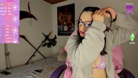 Aiko  Independent Model  online show from 11.01.25