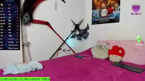 Aiko  Independent Model  online show from 11.08.25