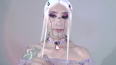     online show from 01.25.25