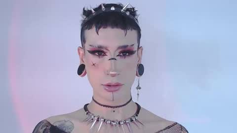     online show from 05.08.26