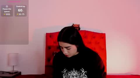 aliice_walker_ online show from 12.19.24