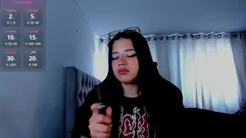 Snapshot of aliice_walker_ chatting on 02.06.26 aliice_walker_ online show from 02.06.26