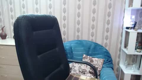 Snapshot of alina672211 chatting on 12.01.25 alina672211 online show from 12.01.25