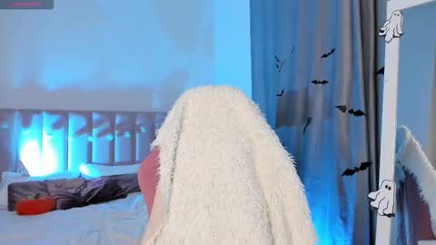 Snapshot of alina_39 chatting on 10.26.25 alina_39 online show from 10.26.25