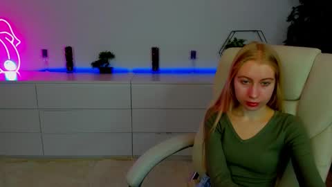 Alina online show from 10.15.25