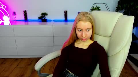 Alina online show from 11.30.25