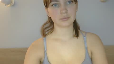 Snapshot of alina_alinaaa chatting on 04.09.26 Alina online show from 04.09.26